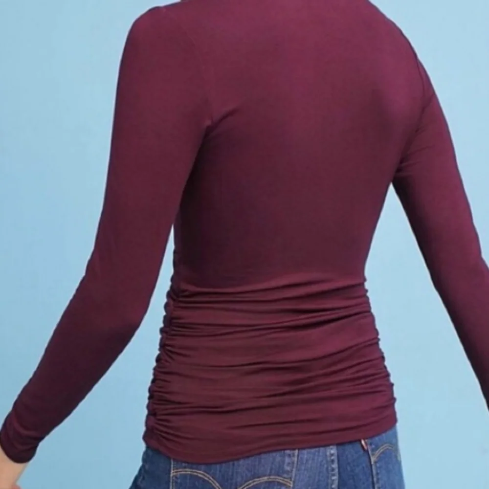 Anthropologie plum keyhole top - Picture 4 of 8